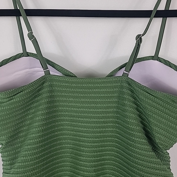 NWT Shein Women's One Piece Swimsuit Size Large Green Ribbed Twist Front - Picture 6 of 8